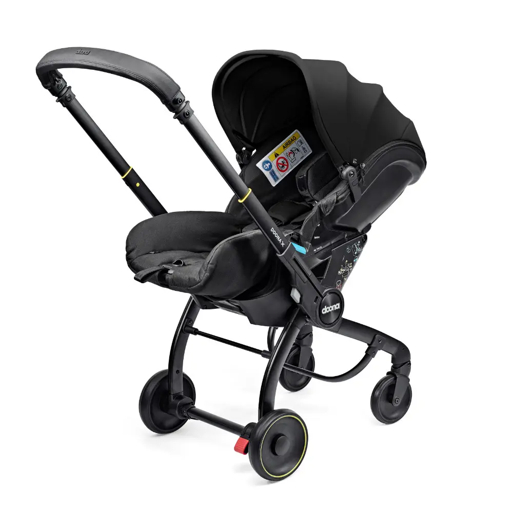 Doona   Autostol Nitro Black