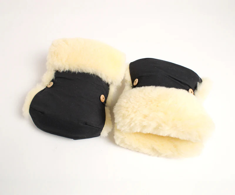 Naturkind Barnevognshandsker Af Lammeskind Black