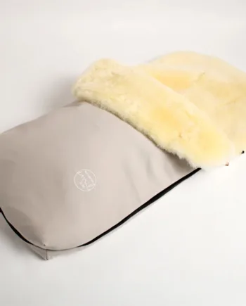 Naturkind Lammeskind Kørepose Emil  Slim Creme